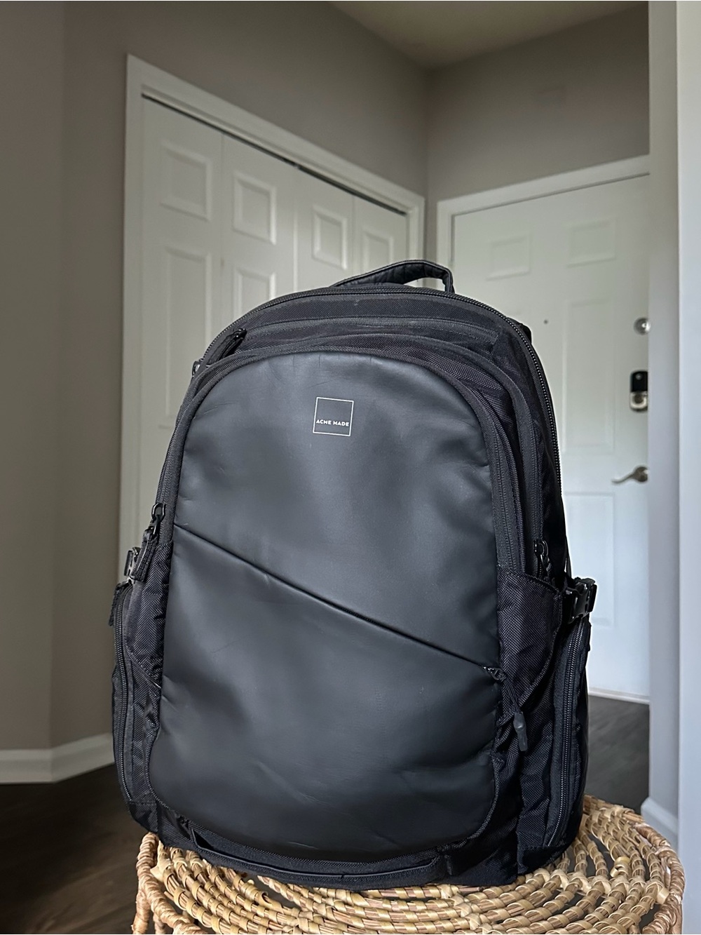 Acme Made Union Street Traveler Commuter Backpack Laptop Bag in Black EXCELLENT!